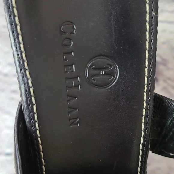 Cole Haan black leather strappy sandals, 9.5 - Picture 9 of 15
